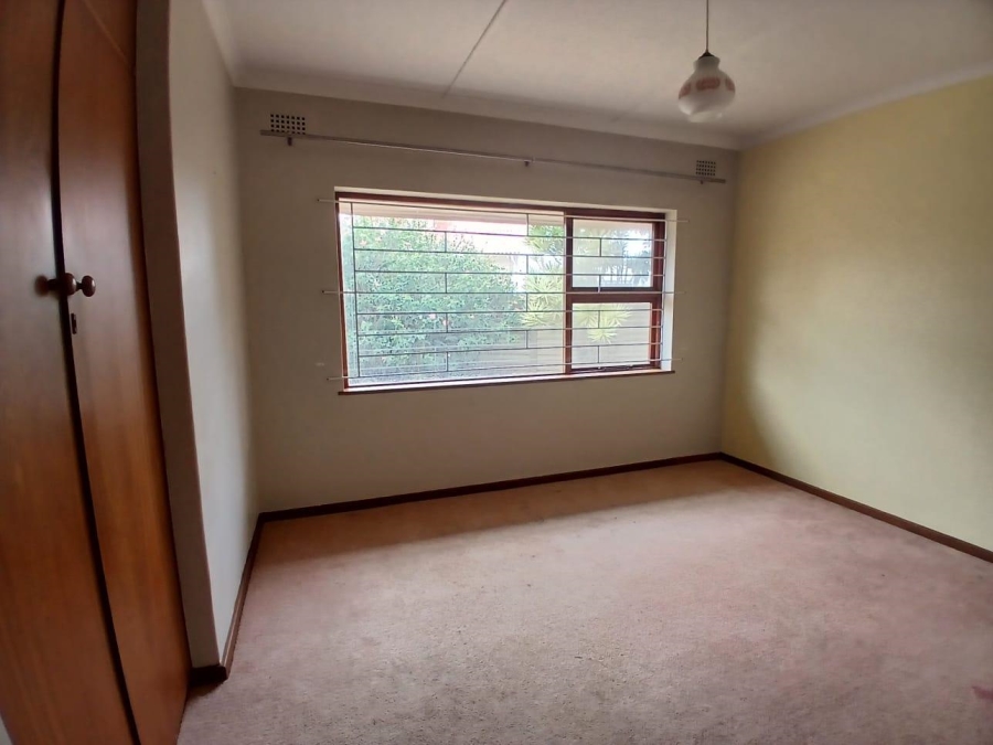 4 Bedroom Property for Sale in Hartenbos Central Western Cape